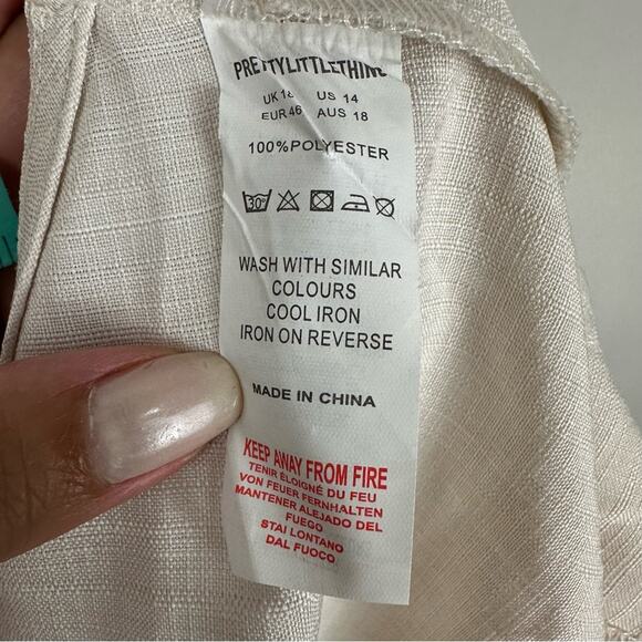 Pretty Little Thing Plus Cream Linen Lace Up Back Crop Top Size US 14 NWT - Picture 8 of 9